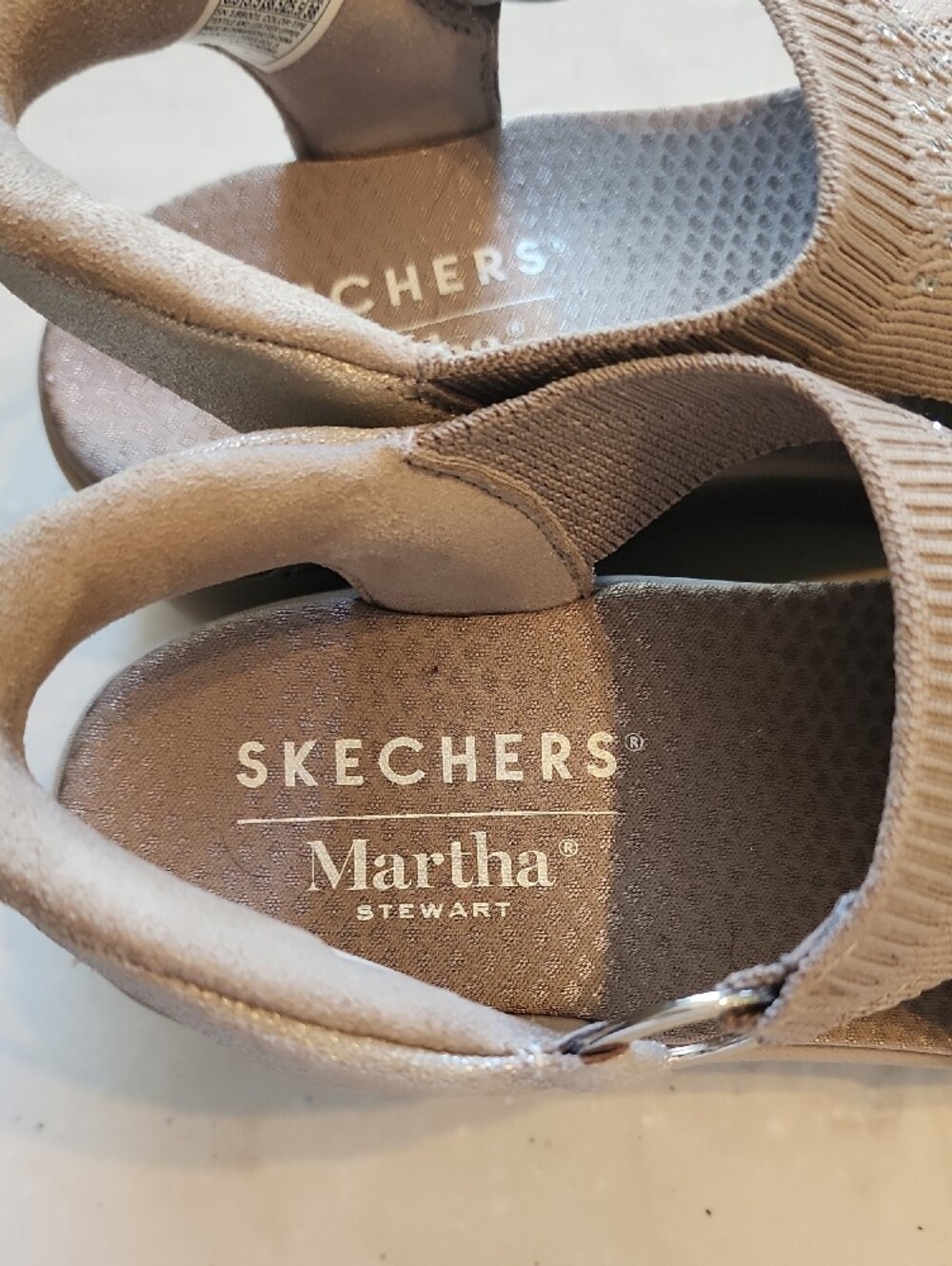 8.5 Sketchers Martha Stewart Taupe Knit Wedge Sandals with Silver Accent - Picture 5 of 9